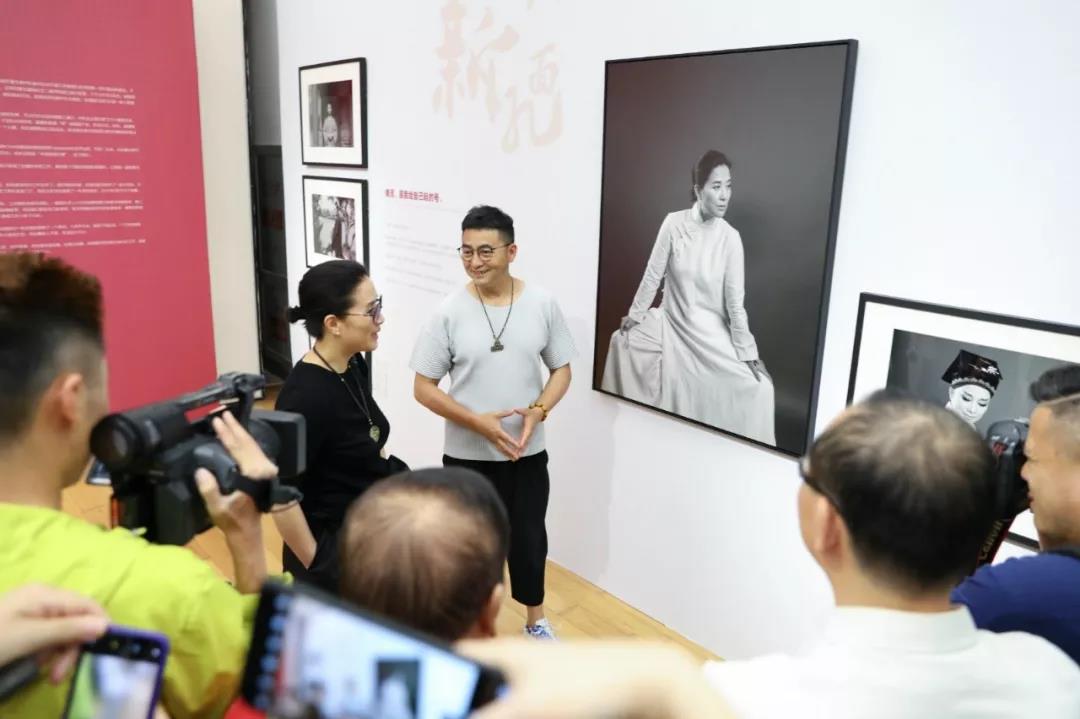 时隔一载，美好再续，尊龙凯时地产&amp;amp;amp;肖全杭州新面孔摄影展温情启幕